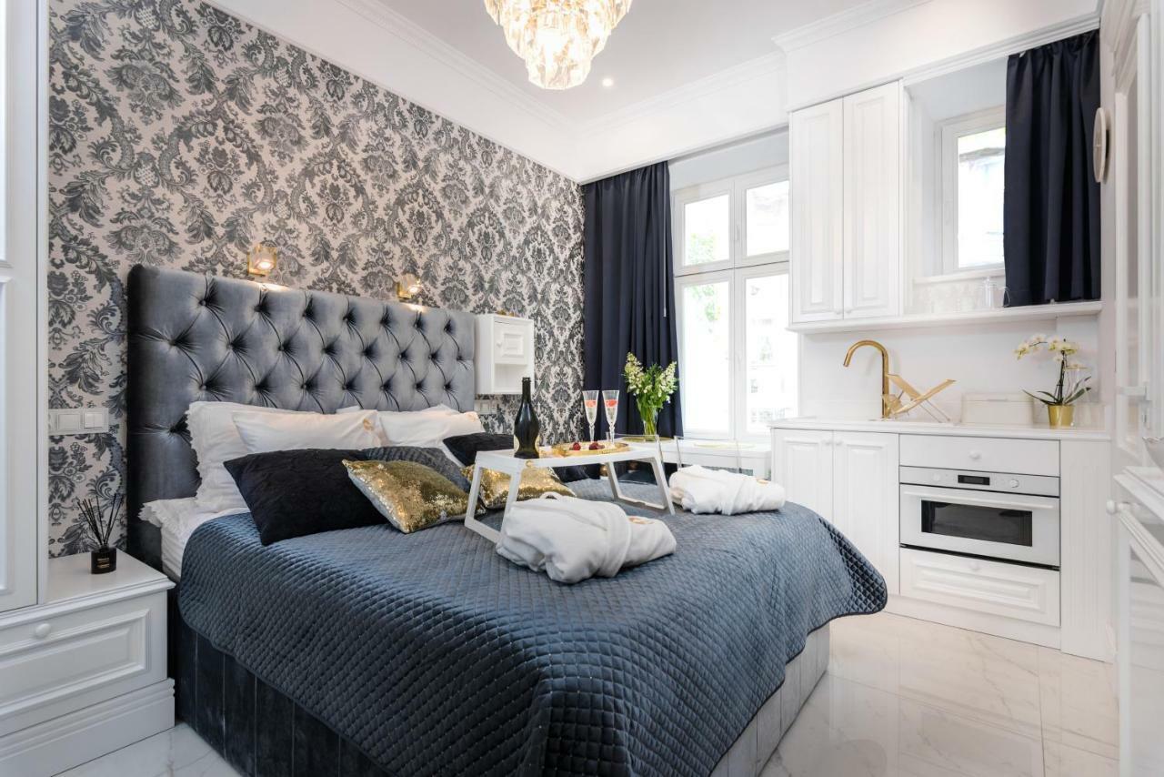 Golden Fish - New Apartment - Old Town كراكوفيا المظهر الخارجي الصورة